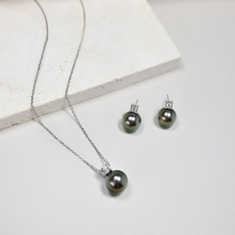 黛曜黑珍珠耳環Ebony Tahitian Pearl Earrings