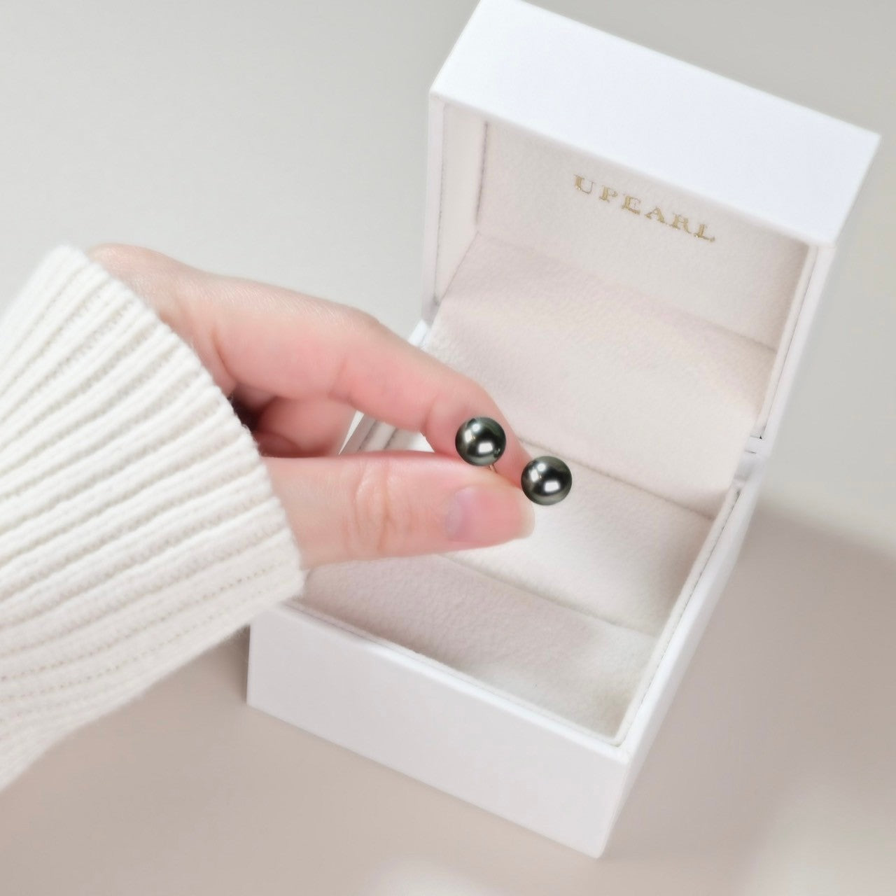 奧黛兒黑珍珠耳環 Odile Tahitian Pearl Earrings